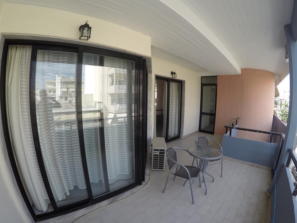 Apartment Hotel Athina Alexandroupoli Bagian luar foto